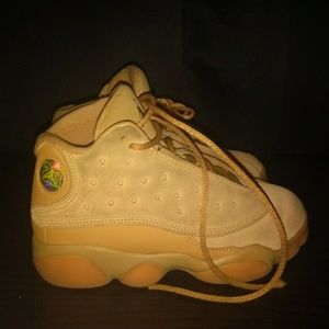 Jordan Retro 13 - Boys Basketball Shoes Size 1.5y